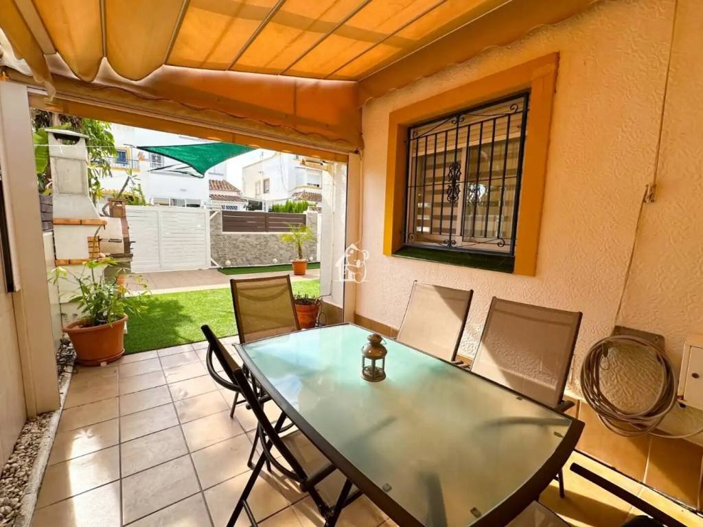 Casa de 150 m² a Torrevella