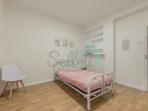 Habitación 83 m², Oviedo