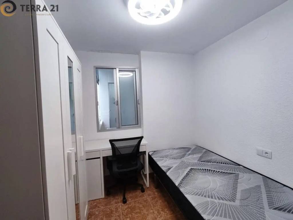 Piso de 100 m² en Jaén