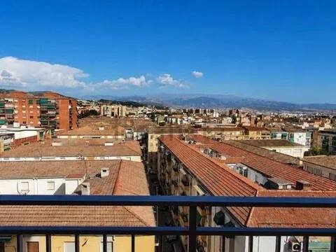 Habitación 108 m², Granada