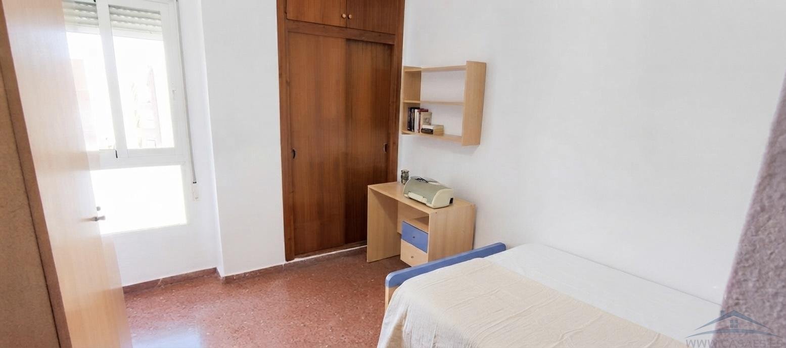 Piso de 140 m² en Almería