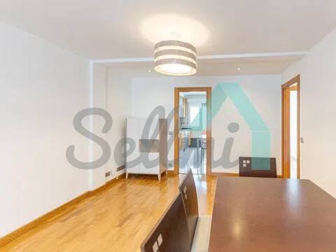 Pis de 98 m² a Oviedo