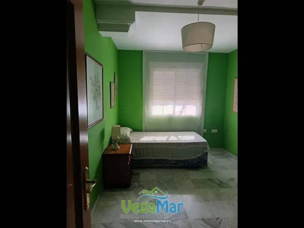 Piso de 120 m² en Almuñécar