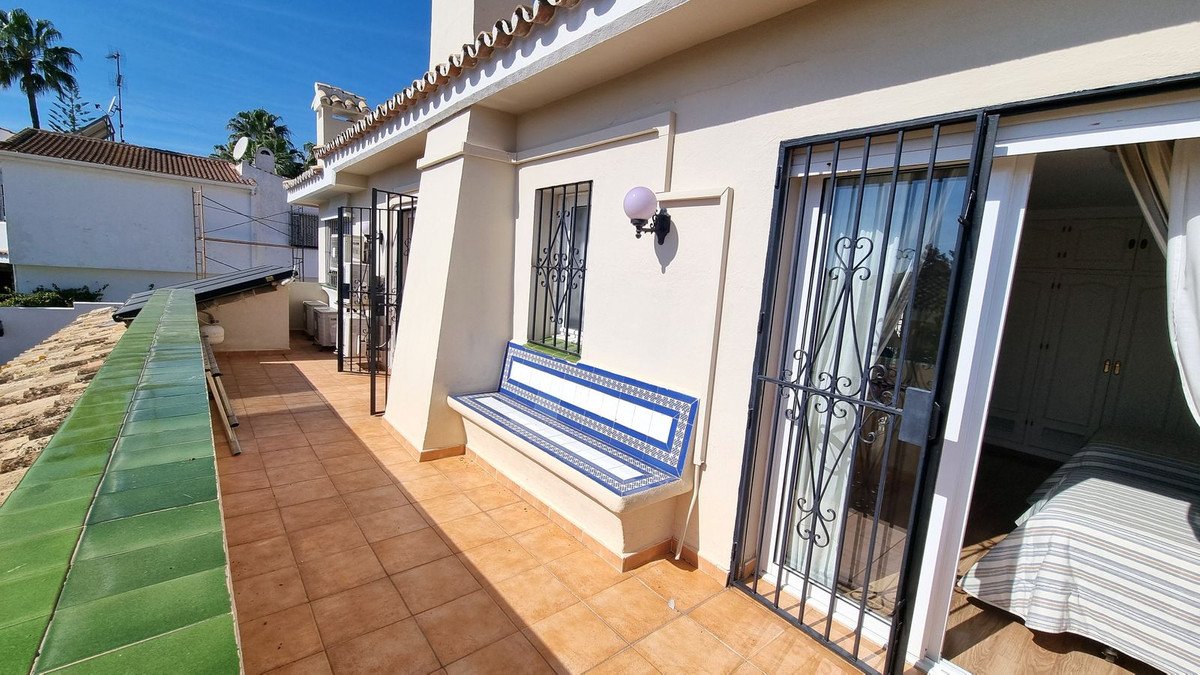 Casa de 593 m² en Luque