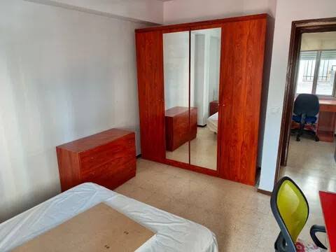 Piso de 80 m² en Sevilla
