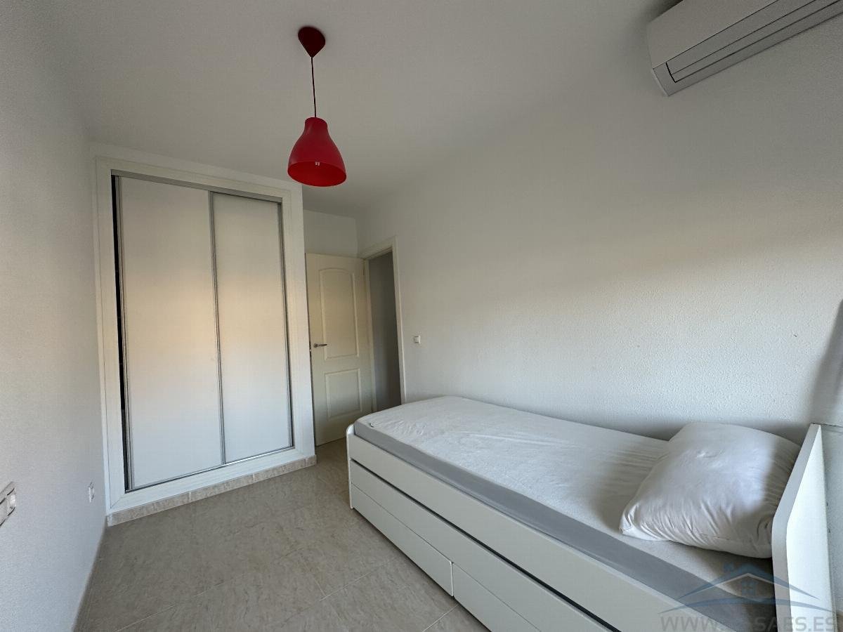 Piso de 65 m² en Roquetas de Mar