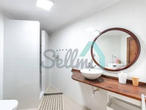Piso de 140 m² en Oviedo
