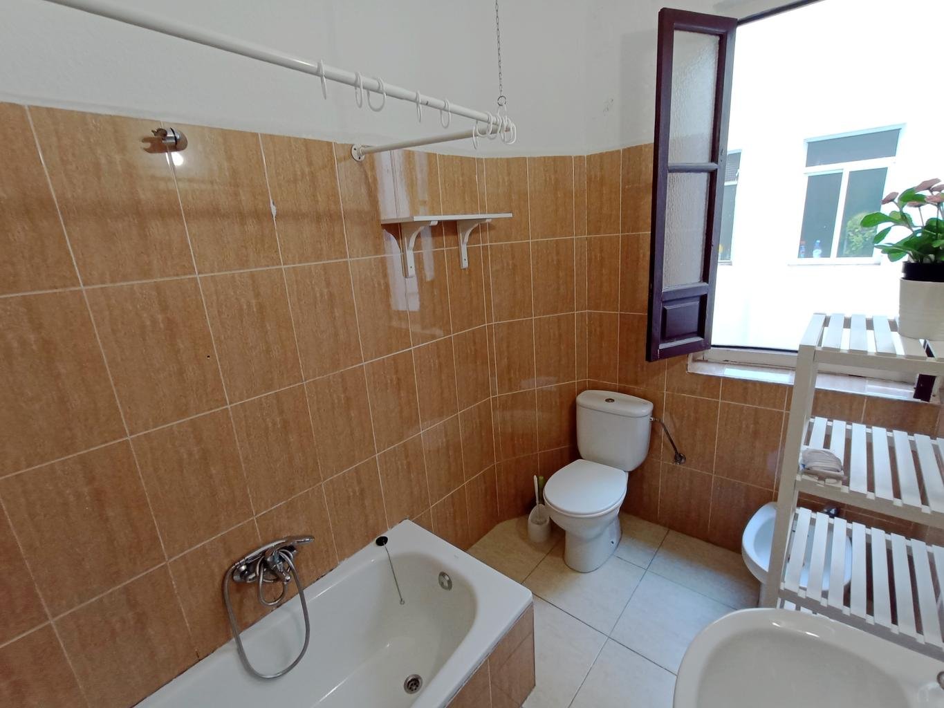 Habitación 110 m², Granada