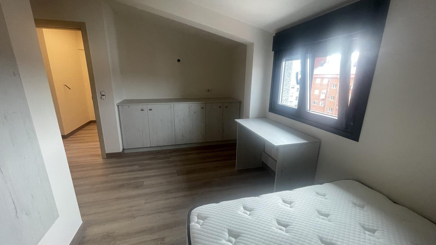 Habitación 200 m², Ponferrada