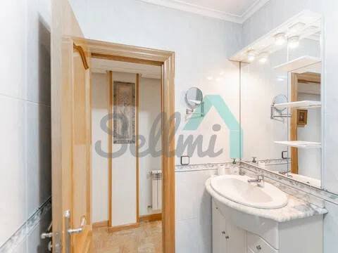 Piso de 80 m² en Oviedo