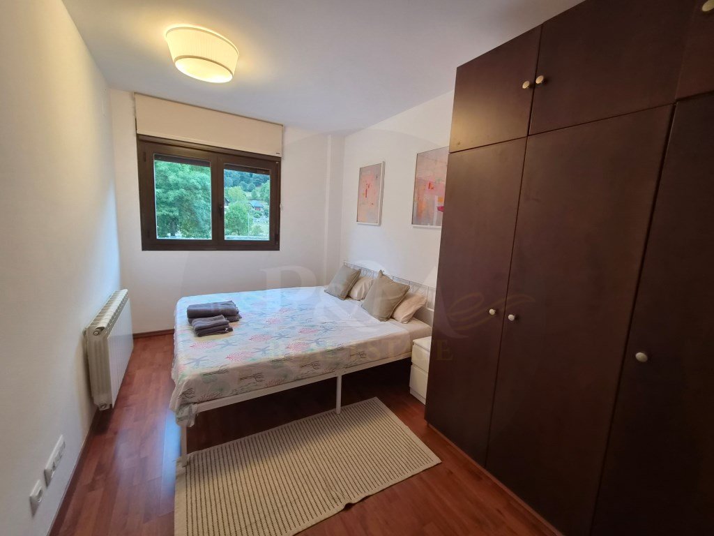 Piso de 70 m² en Les