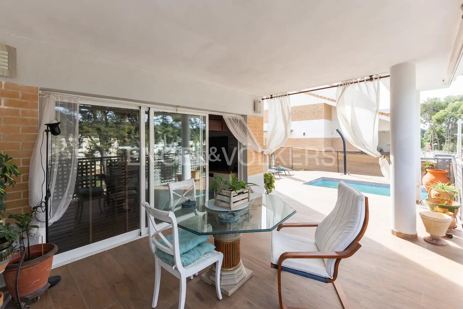 House 230 m² in Chiva