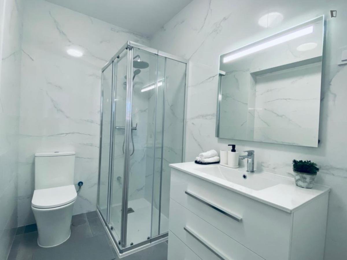 Room for rent, Madrid
