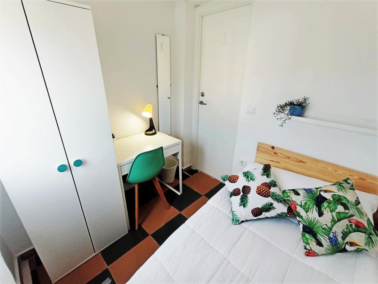 Habitación 90 m², Granada