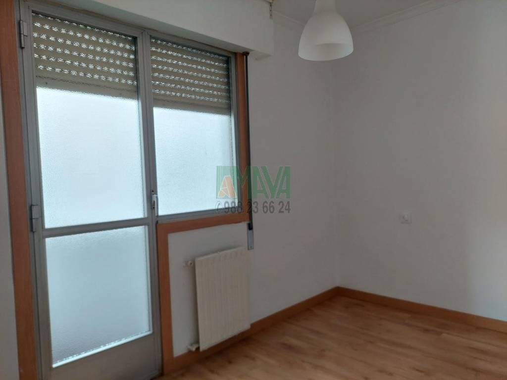 Wohnung 120 m² in Ourense