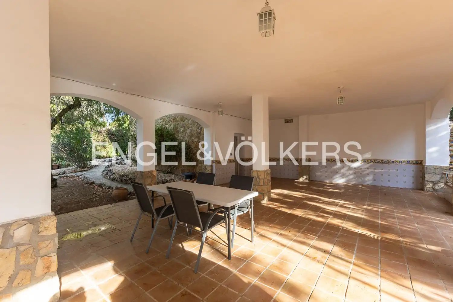 Casa de 238 m² en Paterna