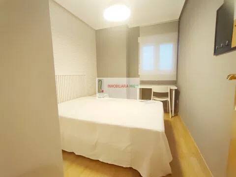 Appartamento 98 m² a Oviedo