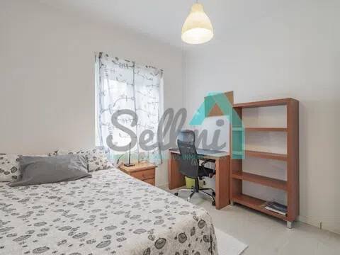 Piso de 93 m² en Oviedo