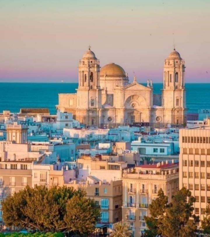 Piso de 30 m² en Cádiz