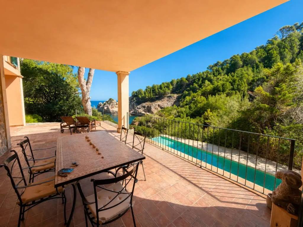 Haus 247 m² in Deià