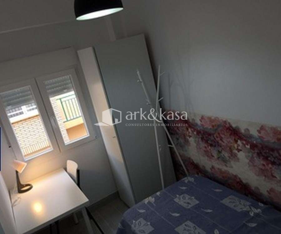 Habitación 13 m², Valencia