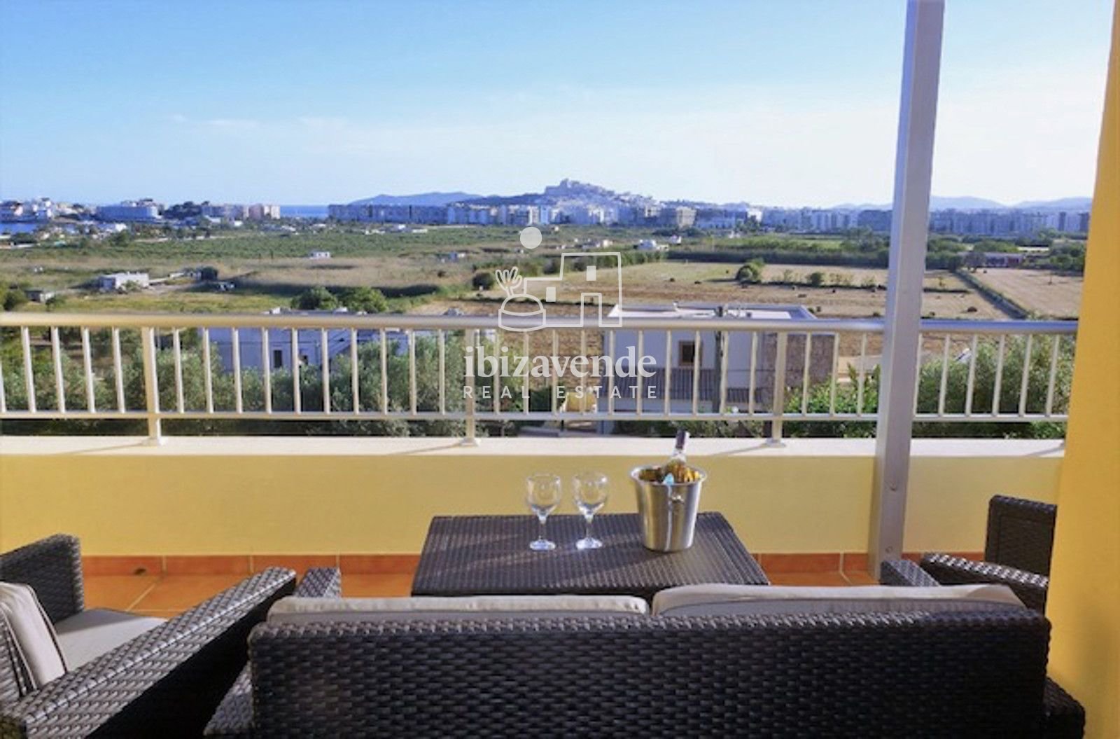 Haus 600 m² in Santa Eulària des Riu