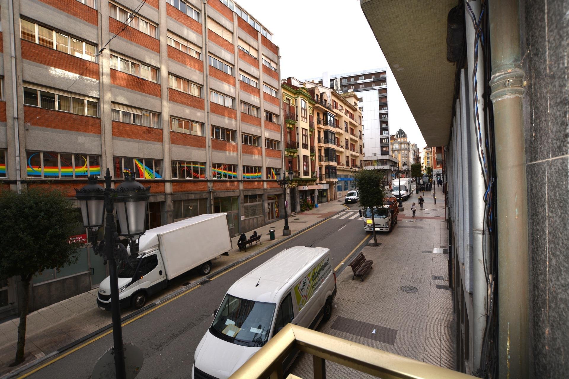 Piso de 76 m² en Oviedo