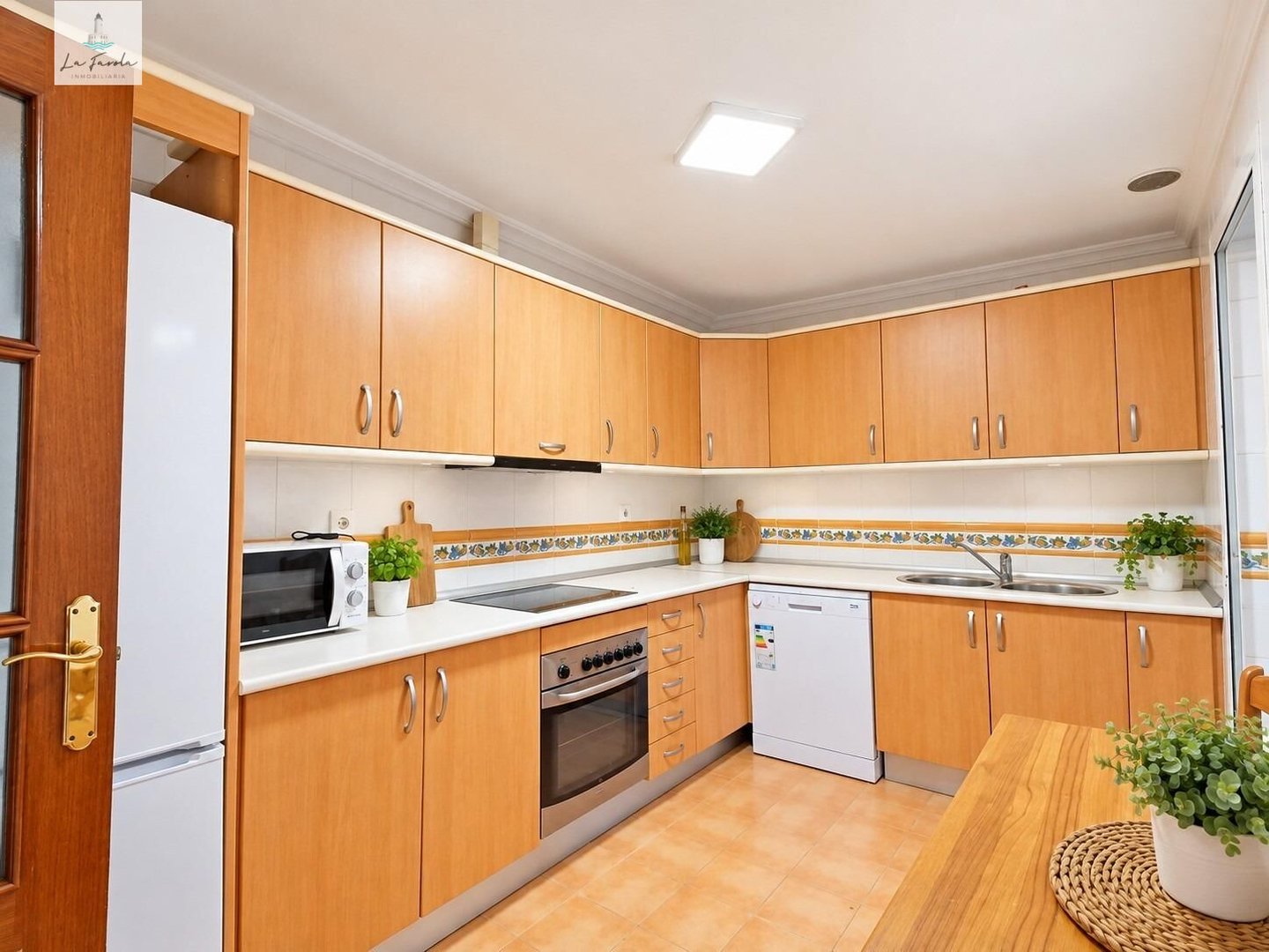 Zimmer 120 m², Málaga