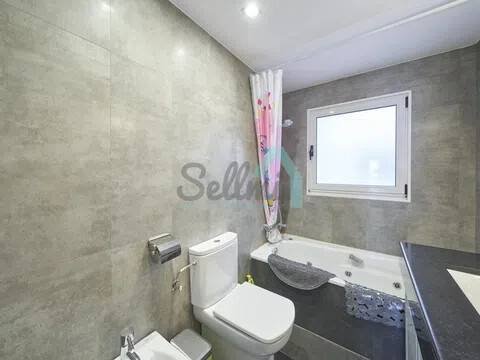 Piso de 85 m² en Oviedo