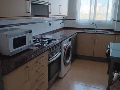 Pis de 100 m² a Benetússer