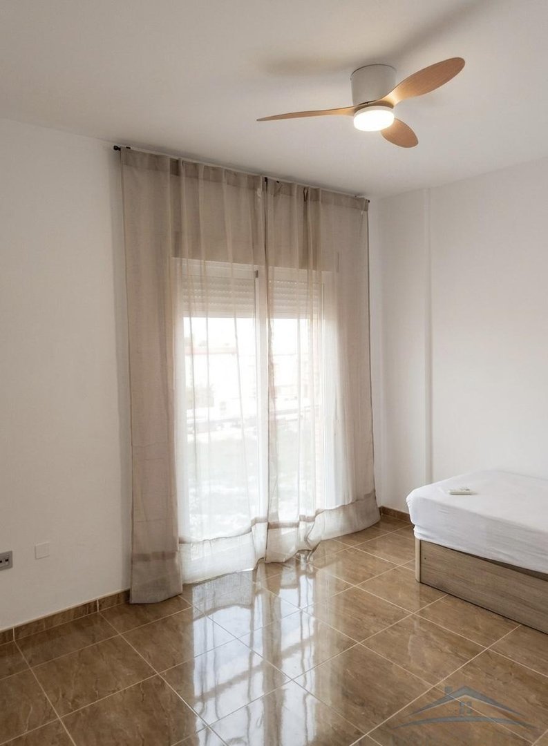 Piso de 83 m² en Roquetas de Mar