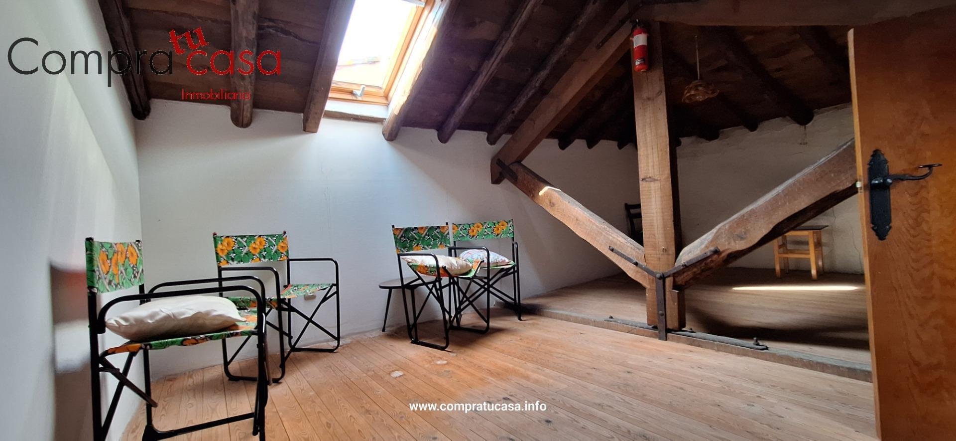 Casa de 561 m² a Espirdo