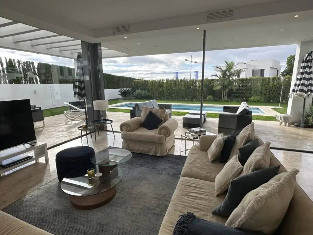Casa de 435 m² en Estepona