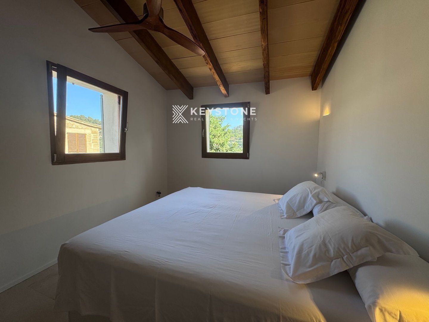House 100 m² in Estellencs