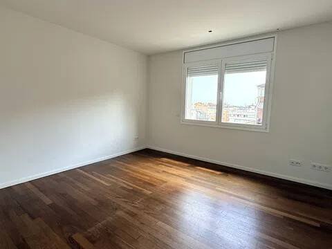 Wohnung 323 m² in Barcelona