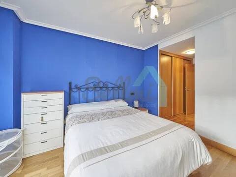 Piso de 132 m² en Oviedo