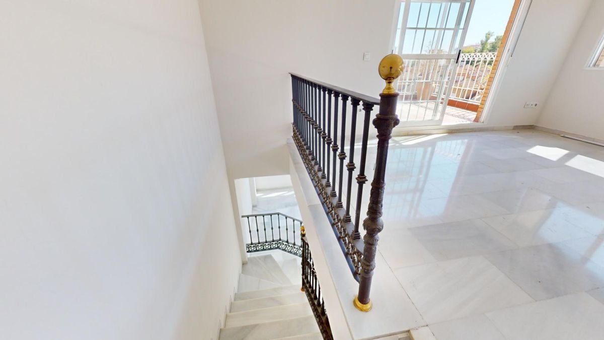 Piso de 158 m² en Sevilla