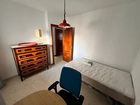 Pis de 120 m² a Còrdova