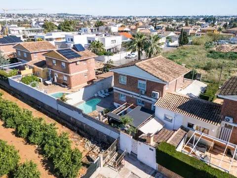 Casa de 287 m² en l'Eliana