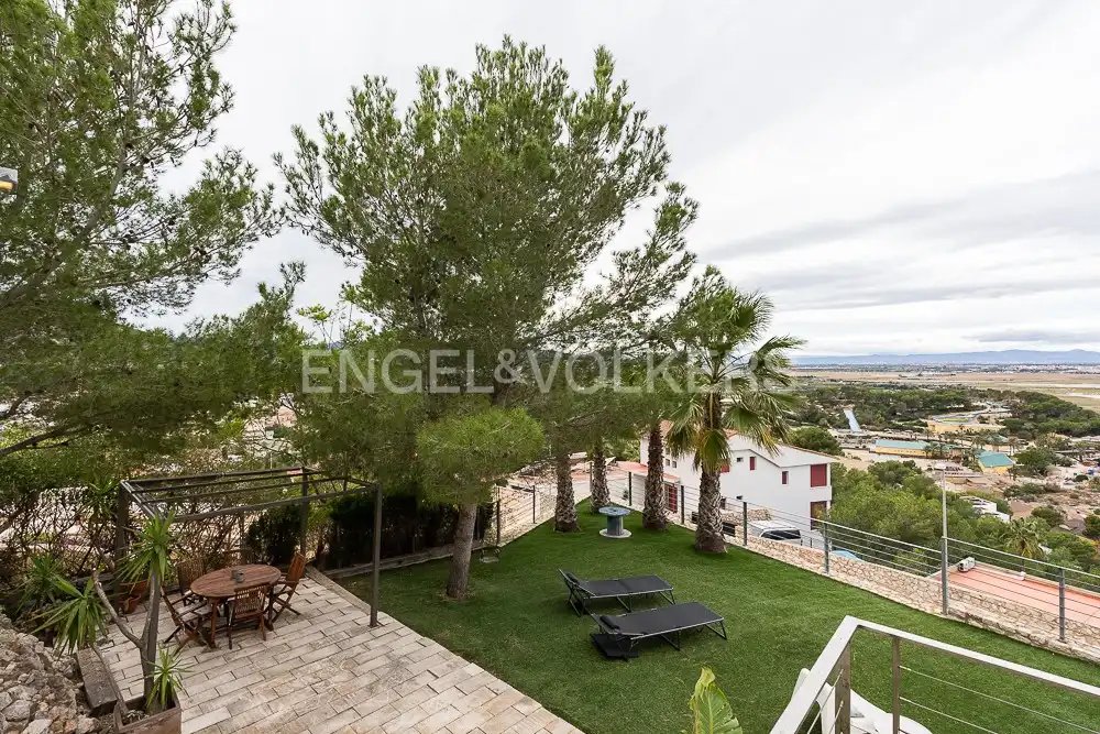 Casa de 320 m² en Cullera