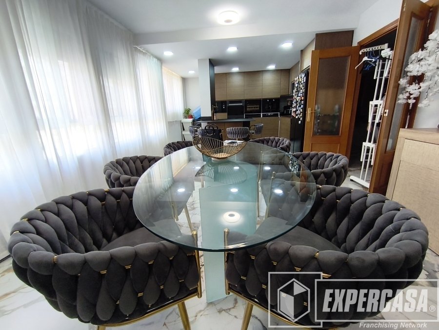 Piso de 128 m² en Manises