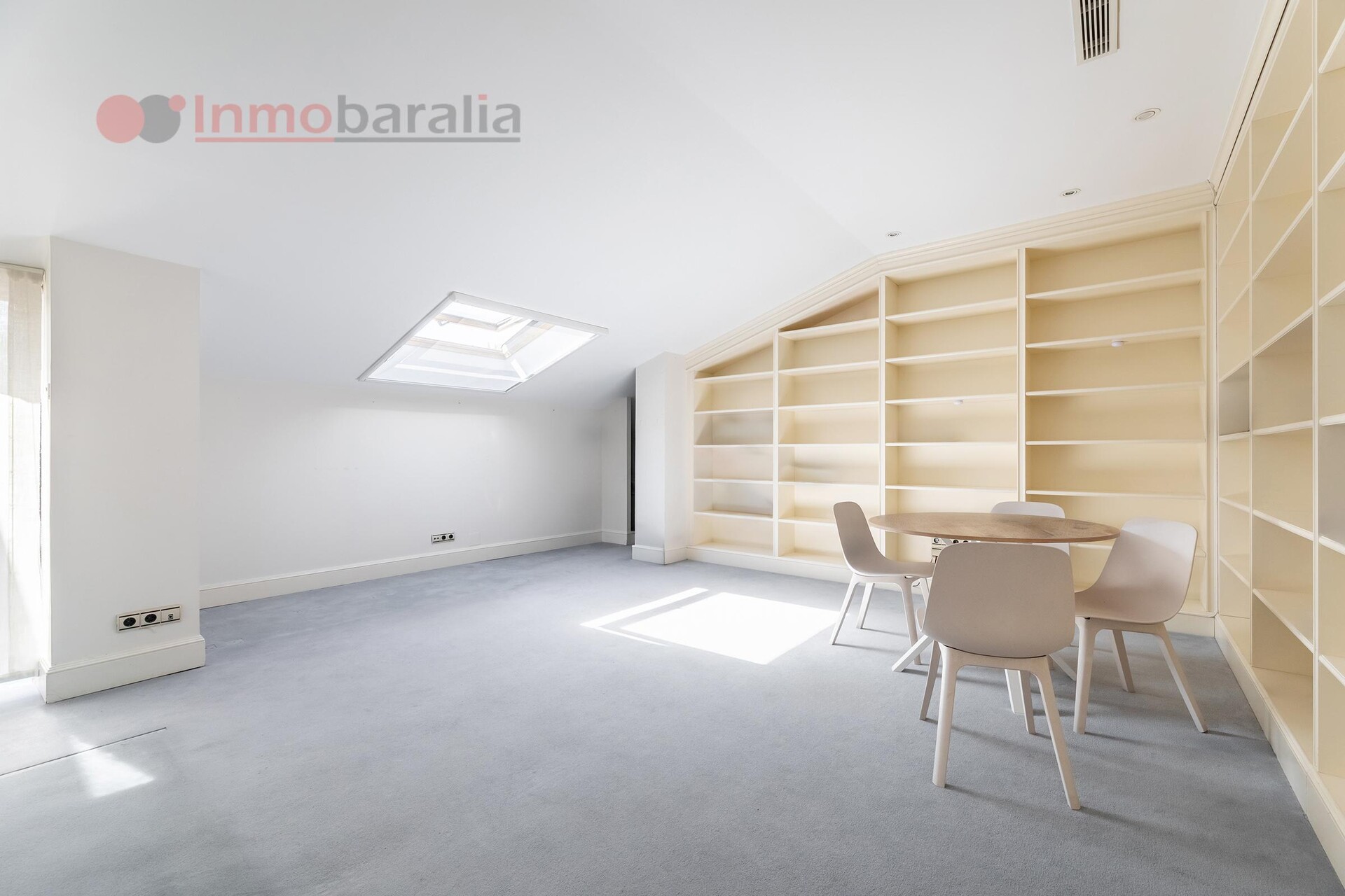 Pis de 800 m² a Pozuelo de Alarcón