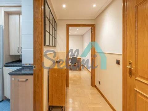Flat 86 m² in Oviedo