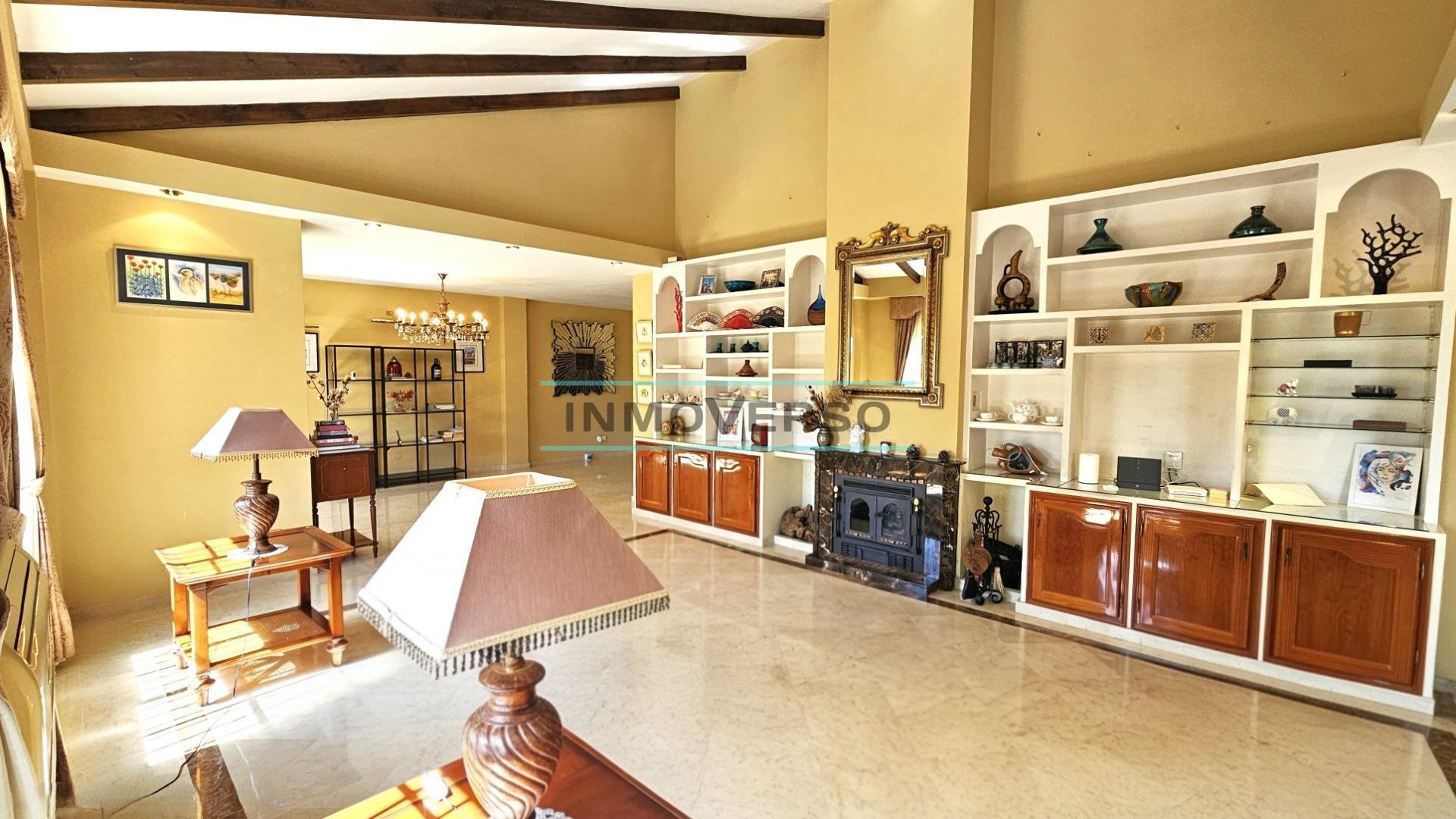 Casa de 404 m² en Vélez-Málaga