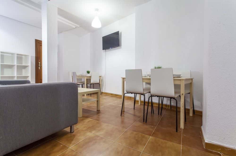 Room for rent, Mislata