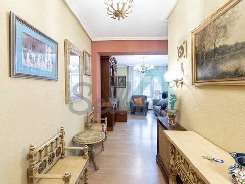 Piso de 80 m² en Oviedo