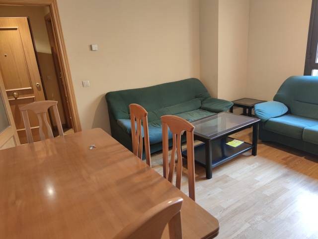 Piso de 74 m² en Bargas