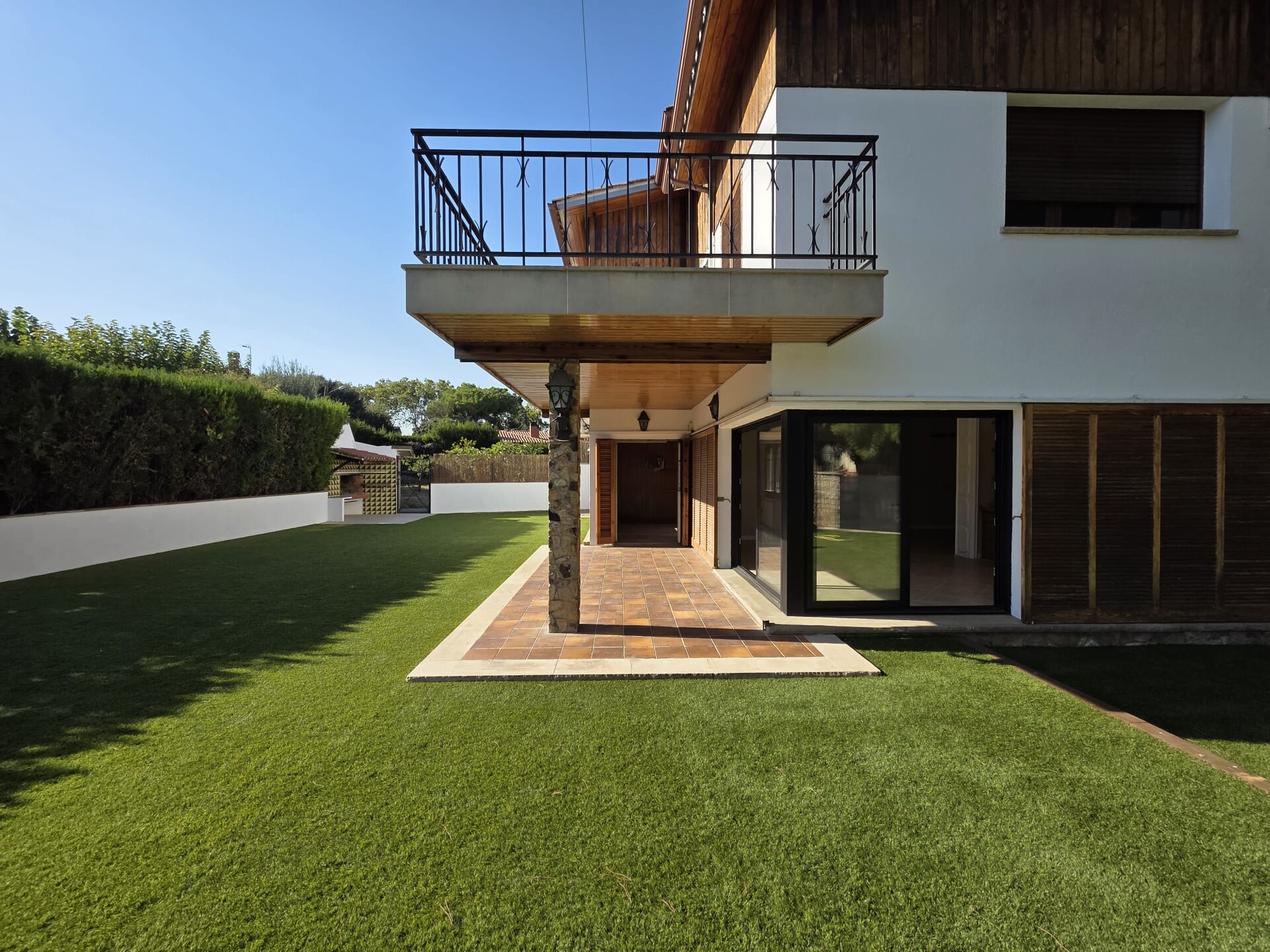 Haus 618 m² in Cerdanyola del Vallès