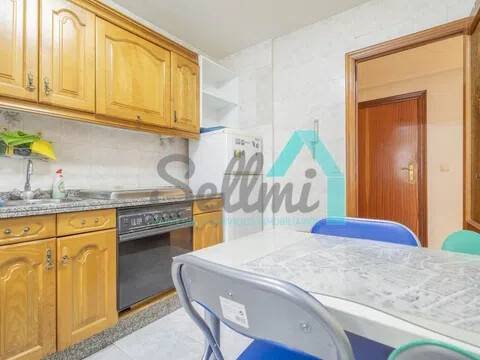 Wohnung 90 m² in Oviedo