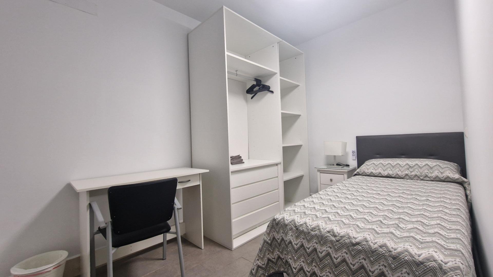 Quarto 15 m², Málaga